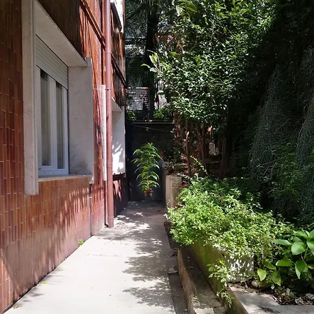 I-host Luxury - Apartman *