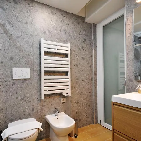 I-host Luxury - Apartman *